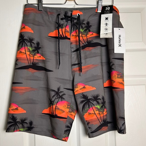 Hurley Other - Hurley Phantom Men Board Shorts Size 30 Tropical Palm Tree Sunset 20 in long NWT